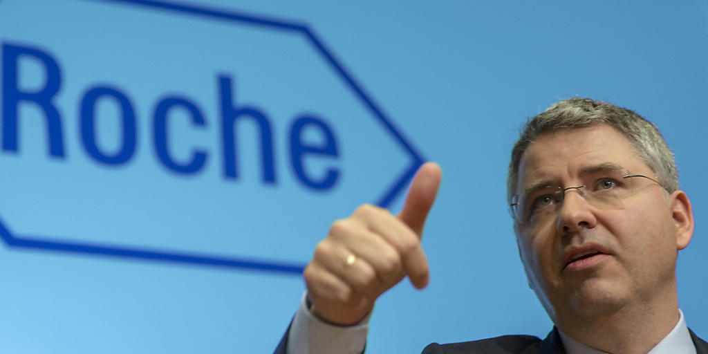 Roche-Chef Severin Schwan freut sich über einen guten Start ins 2017: Der Pharmariese hat im ersten Quartal die Erwartungen übertroffen. (Archiv)