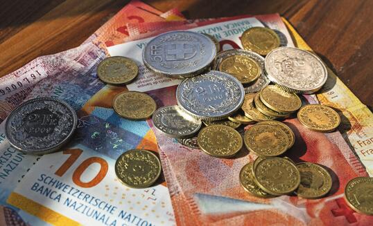 BANKNOTE, BANKNOTEN, GELDNOTE, GELDNOTEN, GELDSCHEIN, GELDSCHEINE, BARGELD, PAPIERGELD, MUENZ, MUENZEN, SCHWEIZER FRANKEN, SCHWEIZERFRANKEN, SCHWEIZER GELD,