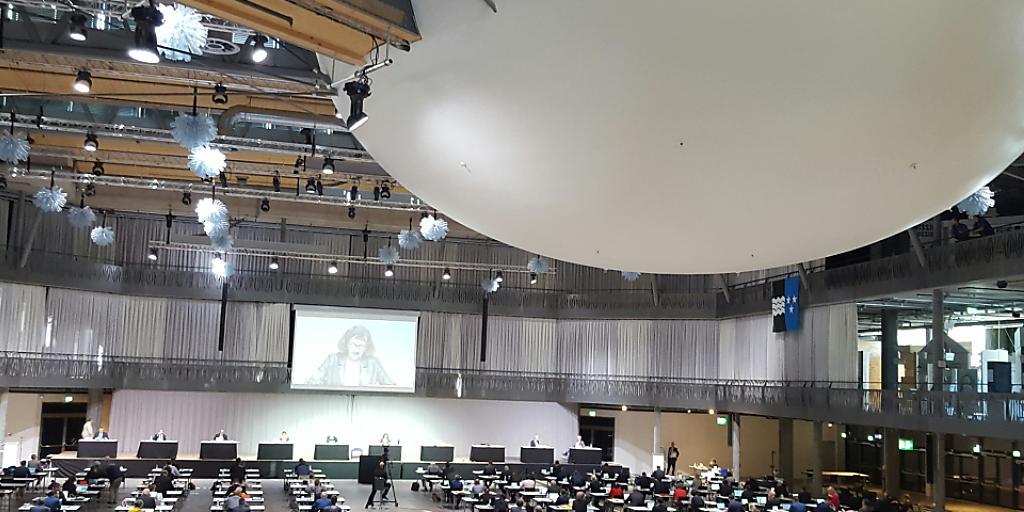 Die GLP und die Grünen können jubeln: Sie gewinnen die Wahlen in den Aargauer Grossen Rat. Das Parlament tagte seit Mai wegen der Corona-Pandemie in einem Saal in Spreitenbach AG. (Archivbild)