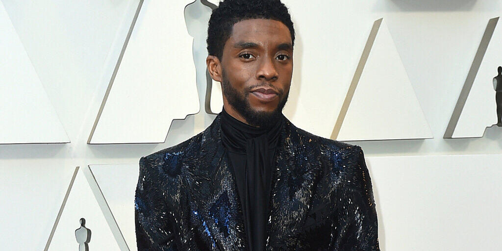 ARCHIV - Chadwick Boseman kommt zur Verleihung der 91. Academy Awards, den Oscars 2019, über den Roten Teppich ins Dolby Theatre. Foto: Jordan Strauss/Invision/AP/dpa