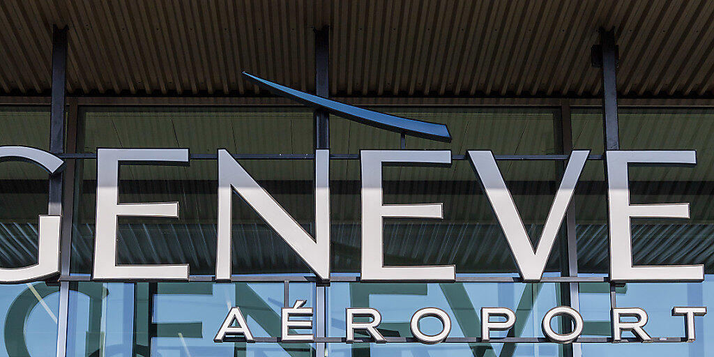 Am Genfer Flughafen sind am Mittwoch wegen des Verdachts auf Korruption mehrere Hausdurchsuchungen durchgeführt worden. (Archivbild)