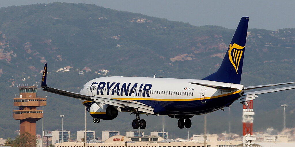 Ryanair gerät wegen dem anhaltenden Auslieferungsverbot für Boing 737 Max zunehmend in Bedrängnis. (Archivbild)