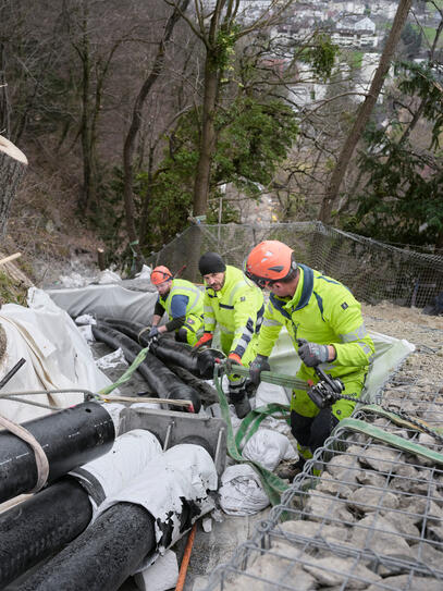 Installation der Fernwärme auf Schloss Vaduz
