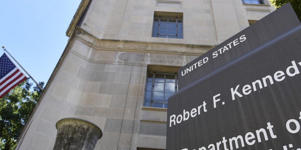 Steuerstreit: Das Departement of Justice in Washington gab eine weitere Einigung mit einer Schweizer Bank bekannt. (Archiv) Steuerstreit: Das Departement of Justice in Washington gab eine weitere Einigung mit einer Schweizer Bank bekannt. (Archiv)