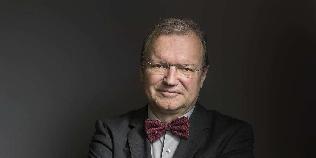 Politologe Claude Longchamp und sein Team werden auch künftig für die SRG-Umfragen vor Abstimmungen besorgt sein. (Archiv) Politologe Claude Longchamp und sein Team werden auch künftig für die SRG-Umfragen vor Abstimmungen besorgt sein. (Archiv)
