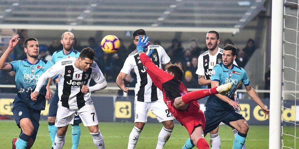 Cristiano Ronaldo rettete Juventus Turin in Unterzahl beim Gastspiel in Bergamo einen Punkt