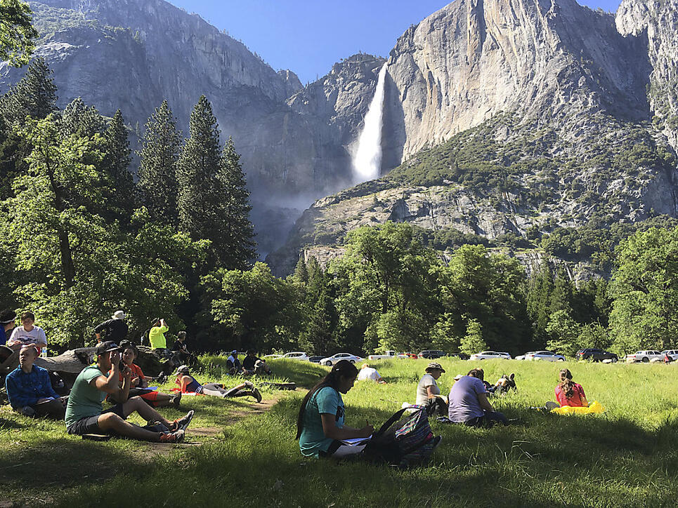 Die Touristen müssen draussen bleiben: Wegen eines drohenden Sturms sperren die Behörden den Yosemite-Nationalpark. (Archivbild)