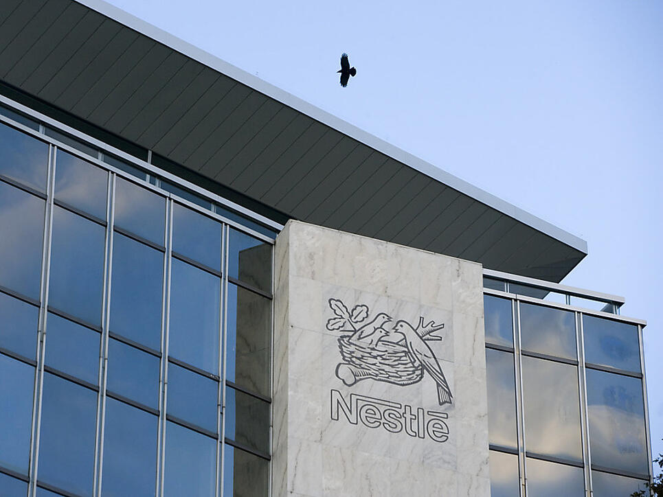 Nestlé Schweiz wird ab Juli von einer Frau geführt: die derzeitige Marketingchefin von Nestlé Waters Global, Muriel Lienau, übernimmt die Rolle. (Archiv)
