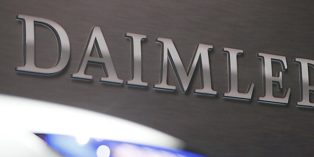 Daimler plant massiven Personalabbau. (Archiv)