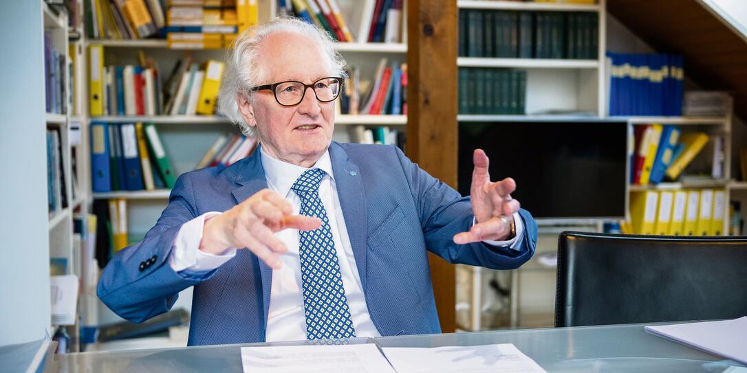 KARLHEINZ HEEB