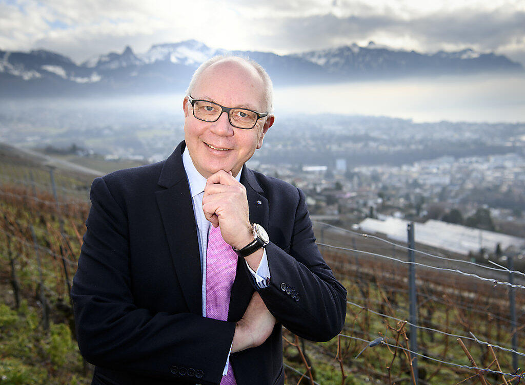 Michel Rochat ist Direktor der renommierten Hotelfachschule Lausanne. Michel Rochat ist Direktor der renommierten Hotelfachschule Lausanne.