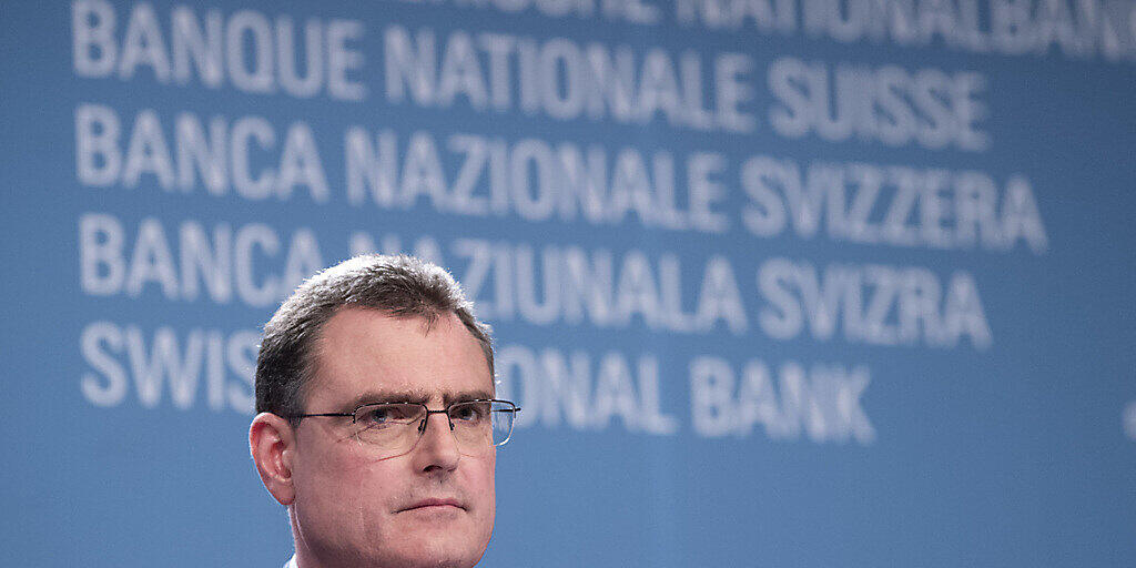 SNB-Direktoriumspräsident Thomas Jordan ruft die Banken zur Mithilfe bei der Bewältigung der Corona-Krise auf. (Archivbild)