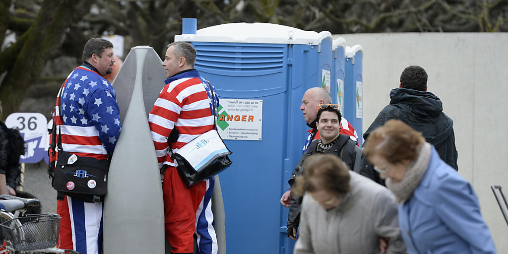 Der Bedarf an mobilen Toiletten ist bei Grossereignissen, etwa der Fasnacht, besonders gross. (Archivbild)