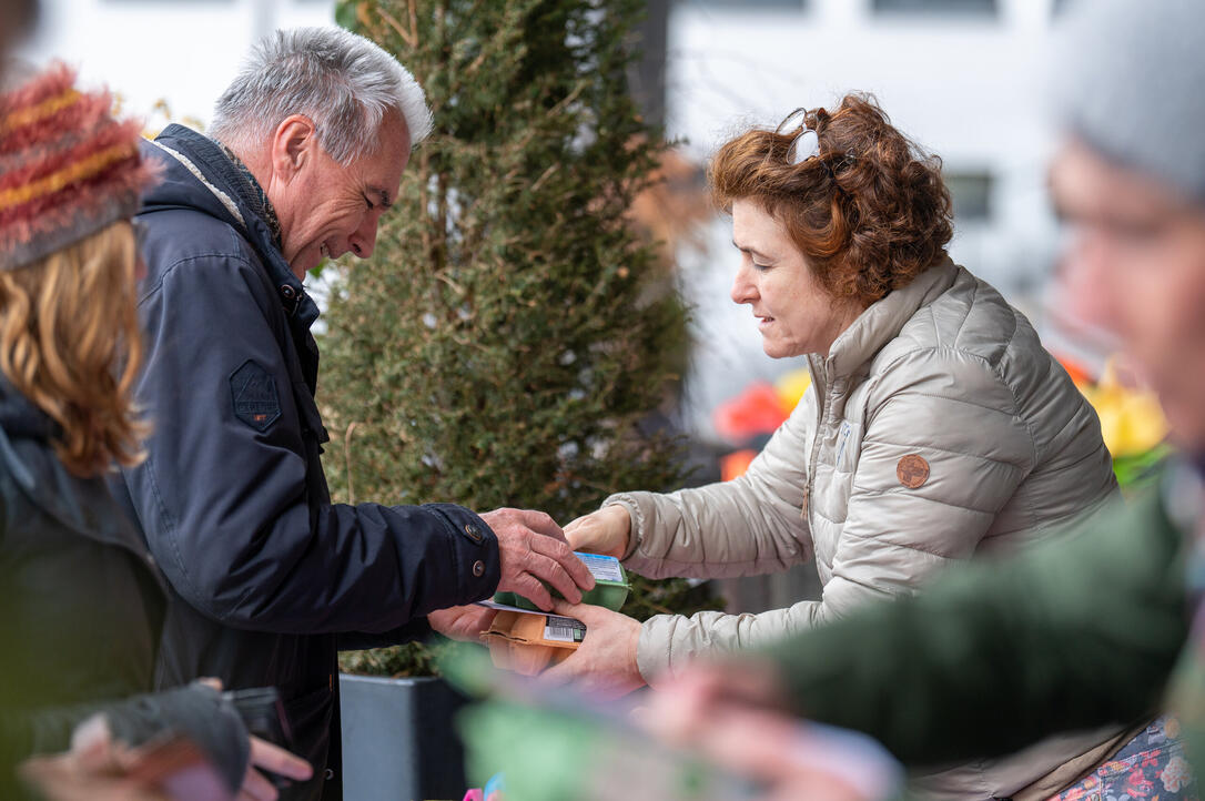 Verkauf von Karfreitags-Eiern in Eschen