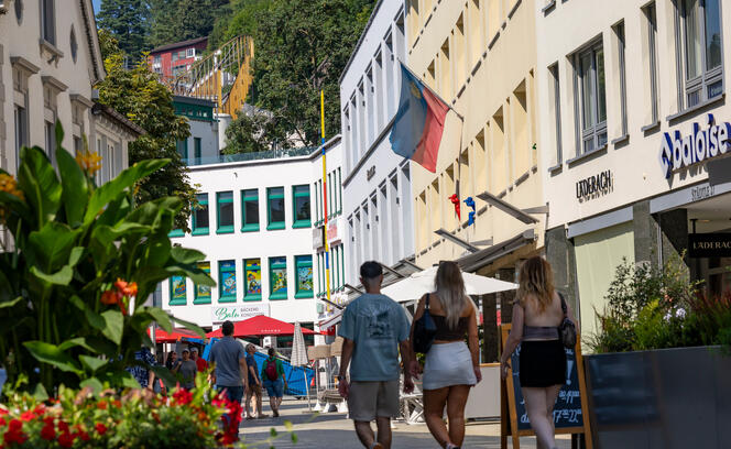 Das St&auml;dtle in Vaduz wird zu Sommermonaten am meisten frequentiert.