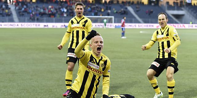 Die Young Boys feiern den verdienten Heimsieg gegen Leader Basel
