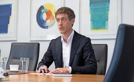 Interview mit Max R&uuml;disser