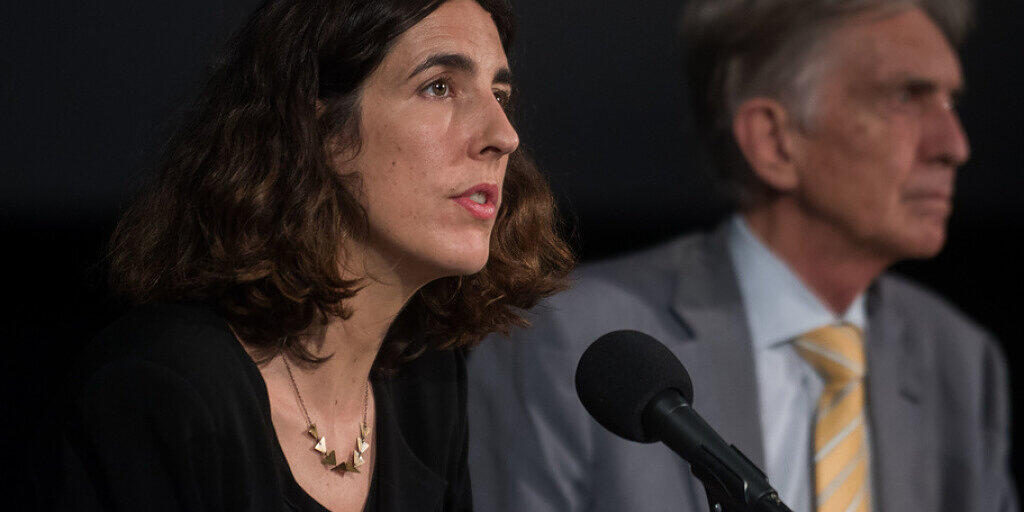 Das Locarno Filmfestival steht vorerst ohne künstlerische Leitung da: Lili Hinstin (links) und Präsident Marco Solari (rechts) gehen getrennte Wege. (Archivbild) Das Locarno Filmfestival steht vorerst ohne künstlerische Leitung da: Lili Hinstin (links) und Präsident Marco Solari (rechts) gehen getrennte Wege. (Archivbild)