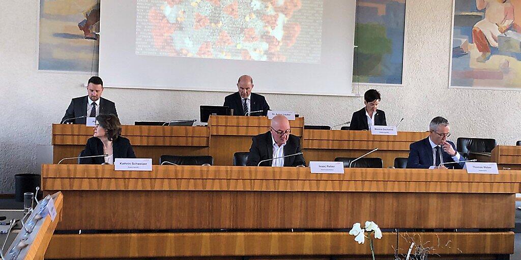 Der Baselbieter Gesamtregierungsrat informierte am Sonntag über verschärfte Massnahmen wegen der Ausbreitung des Coronavirus. Der Baselbieter Gesamtregierungsrat informierte am Sonntag über verschärfte Massnahmen wegen der Ausbreitung des Coronavirus.