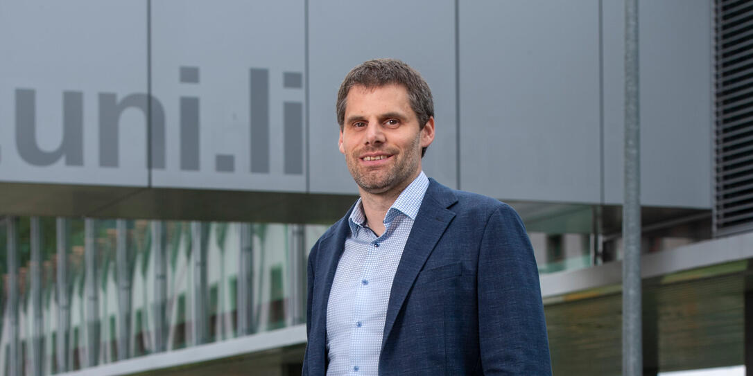 Freitagsgespräch WR mit Christian Frommelt, neuer Rektor Universität Liechtenstein, Vaduz Freitagsgespräch WR mit Christian Frommelt, neuer Rektor Universität Liechtenstein, Vaduz