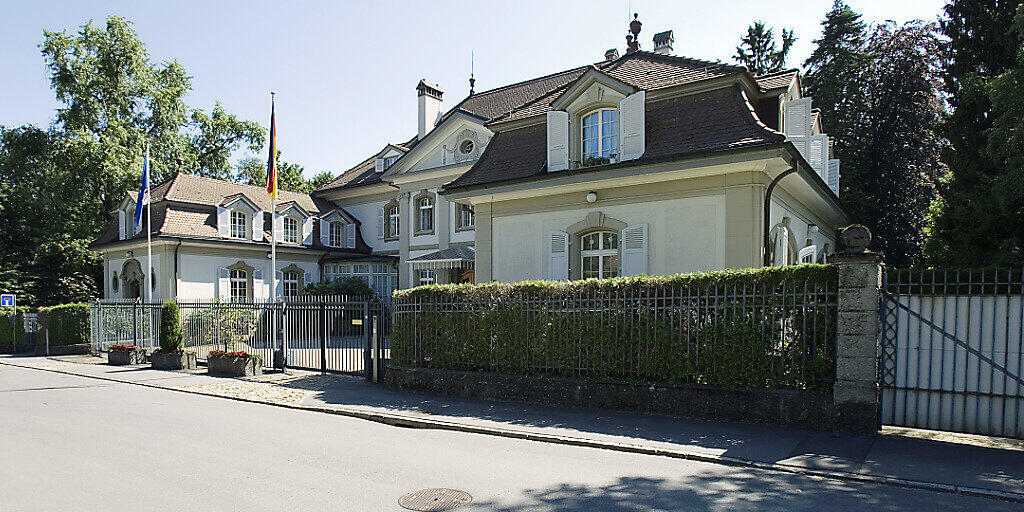 Der neue deutsche Botschafter in Bern, Michael Flügger, hält Nachverhandlungen mit der EU über das Rahmenabkommen für möglich. Im Bild die deutsche Botschaft in Bern. (Archivbild) Der neue deutsche Botschafter in Bern, Michael Flügger, hält Nachverhandlungen mit der EU über das Rahmenabkommen für möglich. Im Bild die deutsche Botschaft in Bern. (Archivbild)