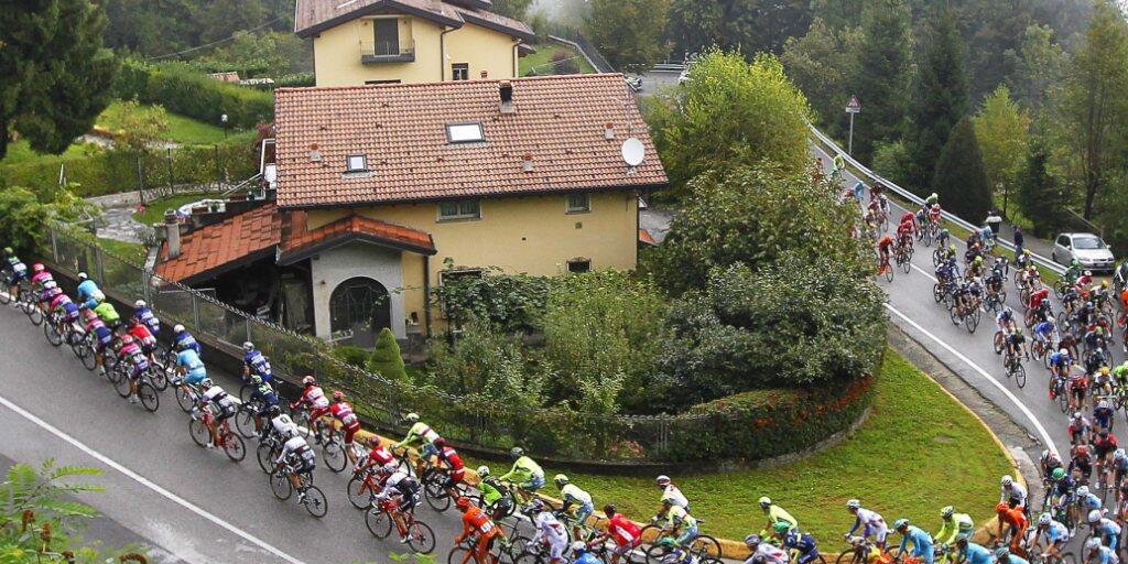 Die Lombardei-Rundfahrt ist traditionell das letzte grosse Radrennen der Saison. Es wird zu den fünf sogenannten Monumenten des Radsports gezählt. Dieses Jahr findet der italienische Klassiker bereits am 15. August statt Die Lombardei-Rundfahrt ist traditionell das letzte grosse Radrennen der Saison. Es wird zu den fünf sogenannten Monumenten des Radsports gezählt. Dieses Jahr findet der italienische Klassiker bereits am 15. August statt