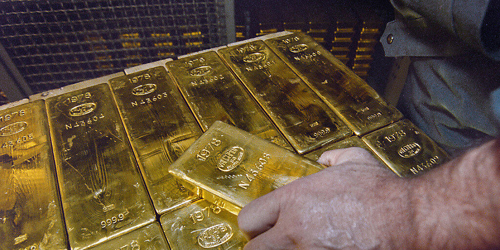 Mehr Gold exportiert als importiert: Die Schweiz erzielte im ersten Quartal 2018 vor allem wegen des Goldhandels ein höherer Leistungsbilanzüberschuss als in der Vorjahresperiode. (Archiv)