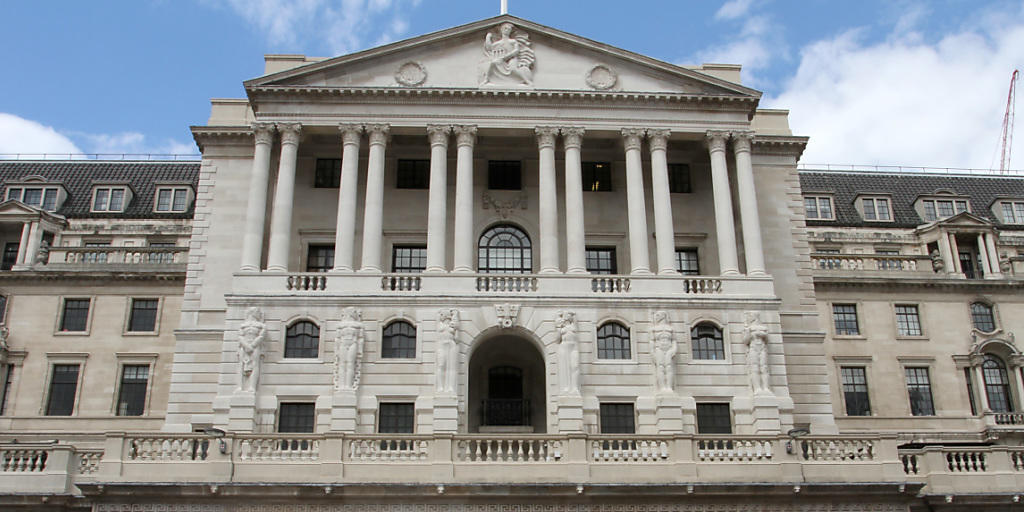 Die britische Notenbank senkt erstmals nach sieben Jahren den Leitzins. (Archiv)