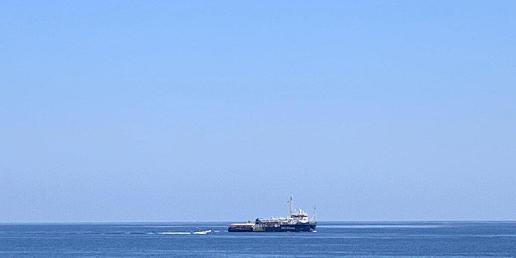Das Rettungsschiff "Sea-Watch 3" harrte seit Tagen in internationalen Gewässern unweit der Insel Lampedusa aus.