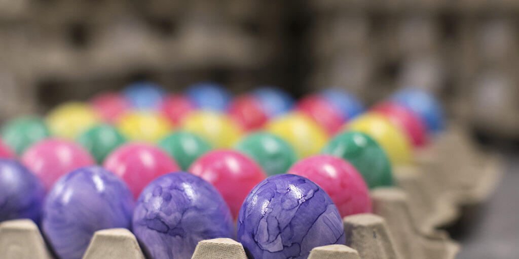 Nicht nur an Ostern beliebt: Der Eierkonsum in der Schweiz ist 2018 gestiegen. (Archivbild)