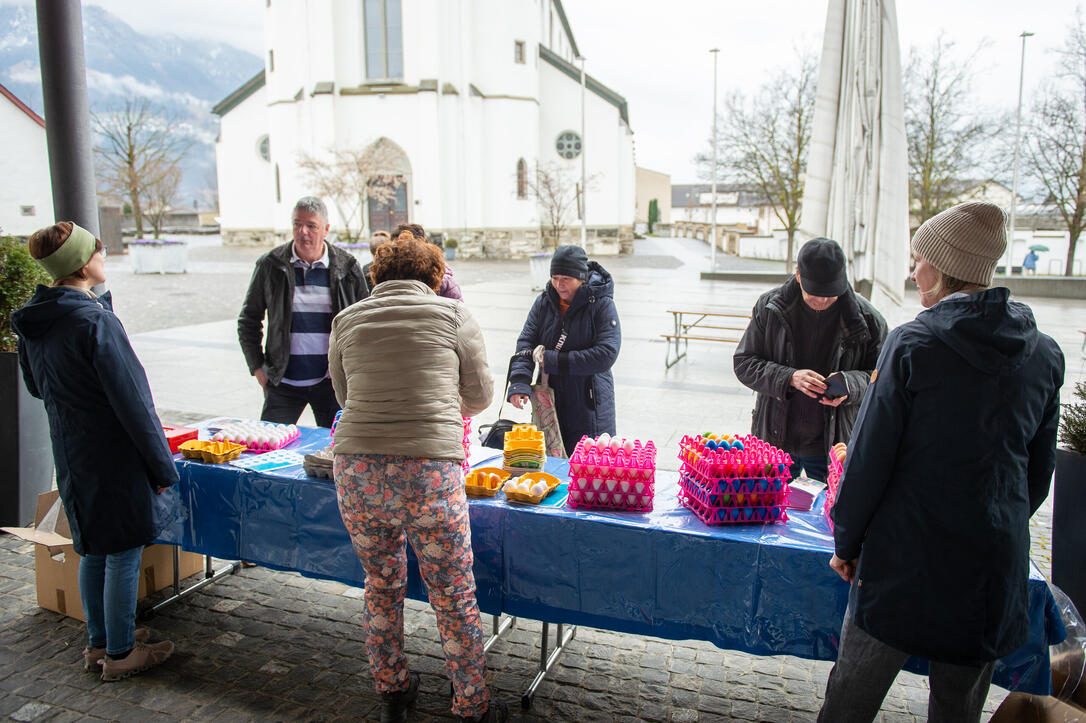 Verkauf von Karfreitags-Eiern in Eschen
