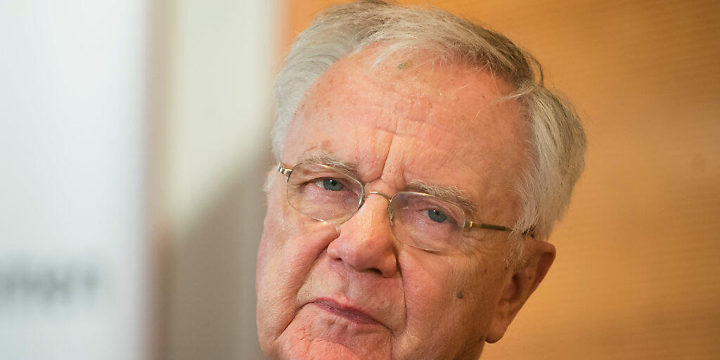 Der ehemalige Ministerpräsident von Brandenburg, Manfred Stolpe, ist im Alter von 83 Jahren gestorben. (Archivbild)