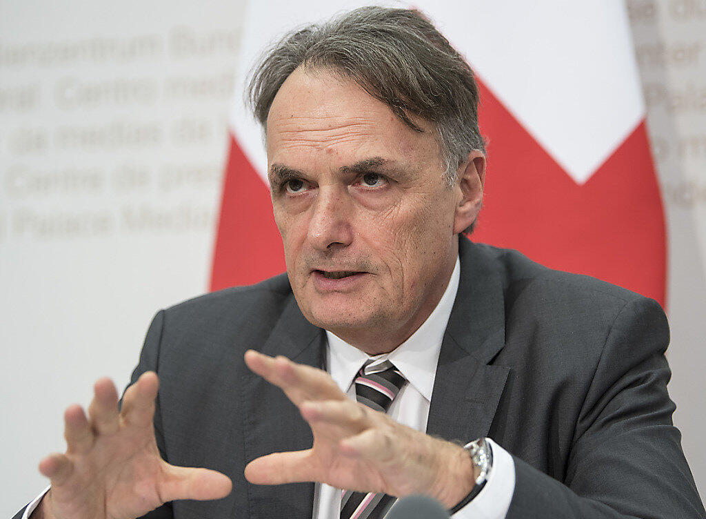 Die Geschäftsprüfungskommission des Nationalrates erteilt dem Staatssekretariat für Migration von Mario Gattiker gute Noten. (Archiv)