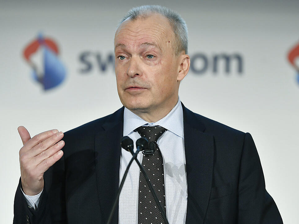 Nach Bekanntgabe des Halbjahresergebnisses haben die Swisscom-Aktien an Wert eingebüsst. Grund dafür könnte unter anderem eine Aussage von Swisscom-Chef Urs Schaeppi an der Telefonkonferenz am Morgen sein. (Archivbild)