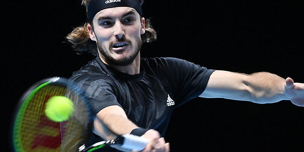 Stefanos Tsitsipas, der Vorjahressieger, startet mit einer Niederlage ins Saison-Finale in London