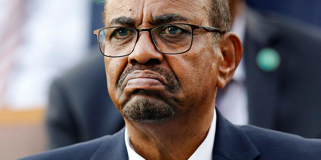 ARCHIV - Der ehemalige Präsident von Sudan, Omar al-Bashir. Foto: Burhan Ozbilici/AP/dpa