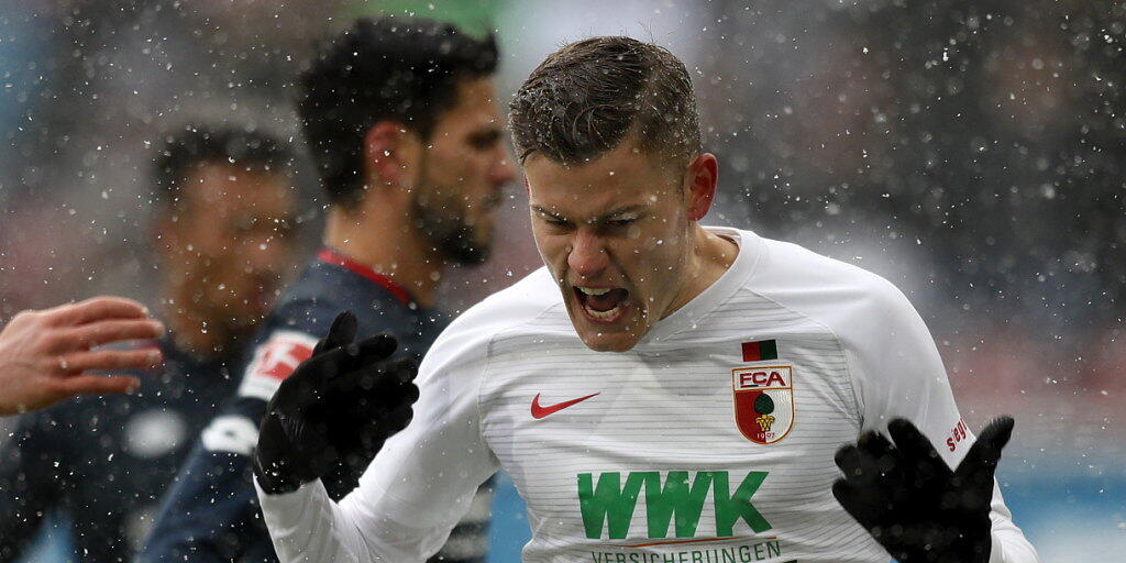 Alfred Finnbogason war der Mann des Spiels im kalten Augsburg Alfred Finnbogason war der Mann des Spiels im kalten Augsburg