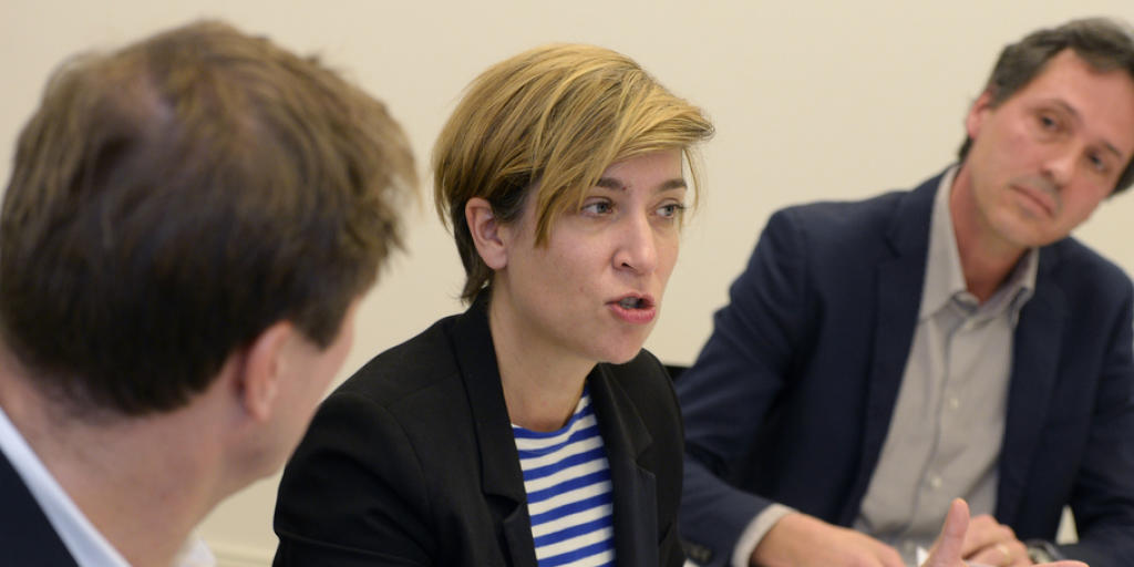 Gesa Schneider, Mitte, ist neu Ko-Direktorin im Literaturmuseum Strauhof (Archiv)