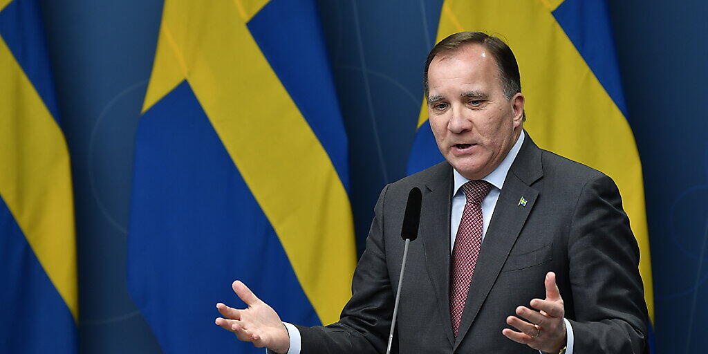 Schweden verlässt mit strikteren Massnahmen zur Eindämmung des Coronavirus seinen Sonderweg. Im Bild der schwedische Premierminister Stefan Lofven. (Archivbild)