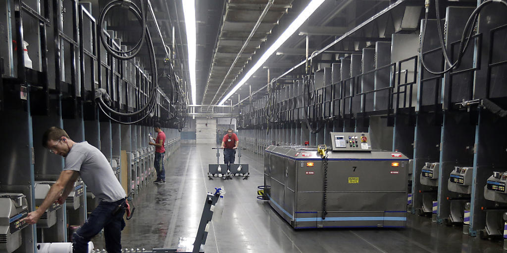 Teilautomatisierte Recyclingfabrik in den USA: Neun Prozent der Arbeitsplätze in den OECD-Ländern könnten in den kommenden Jahren automatisiert werden. Weitere 25 Prozent könnten sich massiv ändern.