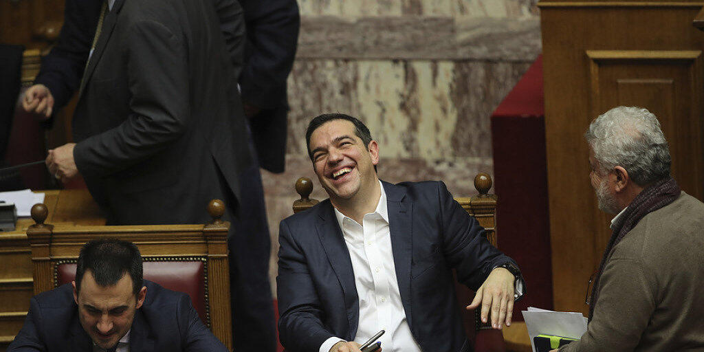 Alexis Tsipras am Mittwochabend im Parlament - er gewann die Vertrauensabstimmung.