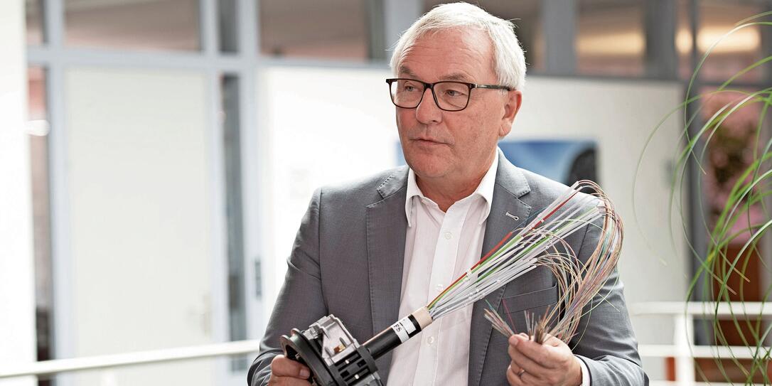 Interview mit LKW-Geschäftsführer Gerald Marxer bzgl. Preiserhöhung Glasfaser, in Schaan