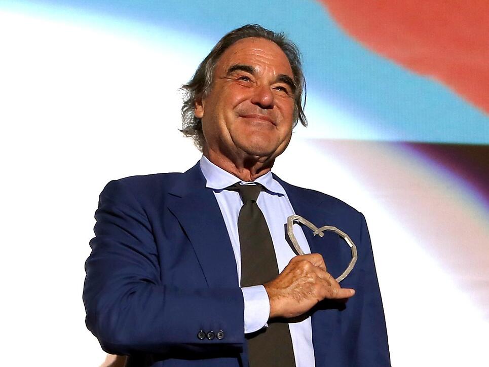Oliver Stone plant ein neues Projekt, das sich von früheren Filmen unterscheiden soll. (Archivbild)