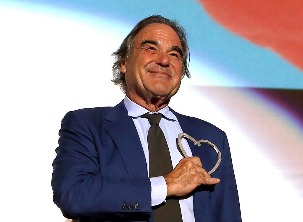 Oliver Stone plant ein neues Projekt, das sich von früheren Filmen unterscheiden soll. (Archivbild)