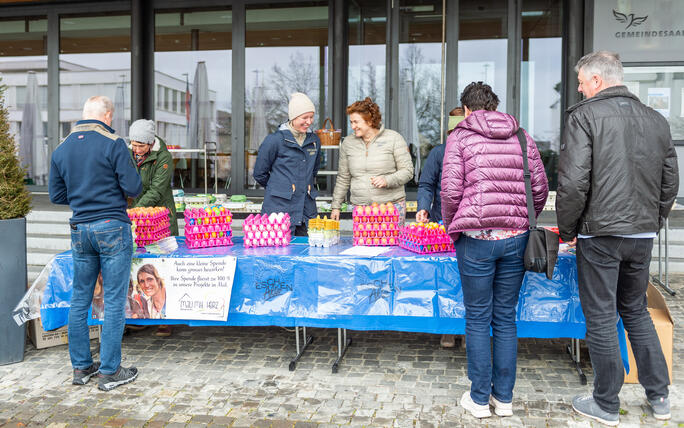 Verkauf von Karfreitags-Eiern in Eschen