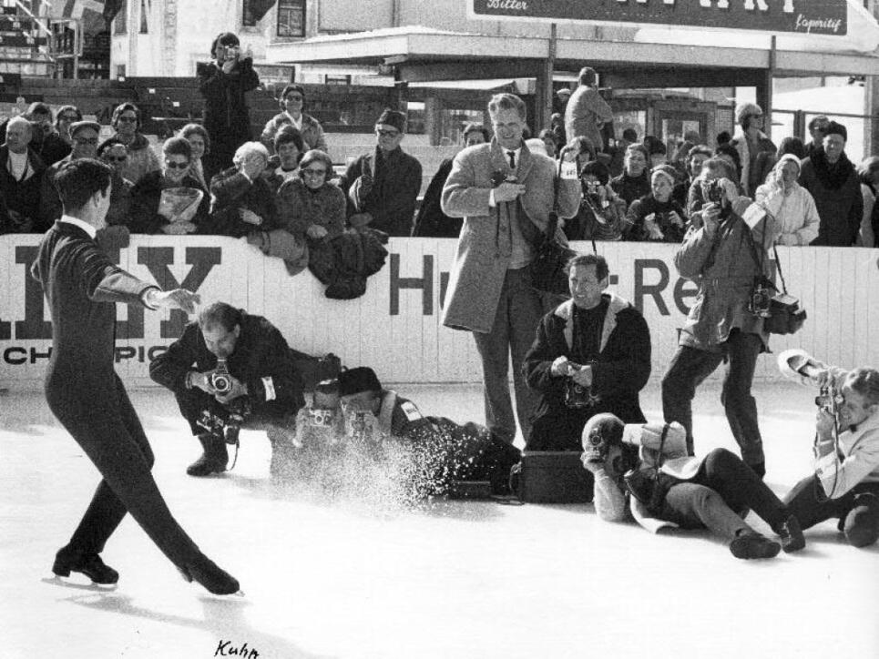 Im Visier der Pressefotografen: Der US-amerikanische Eiskunstläufer Gary Visconti an der Weltmeisterschaft in Davos vor 51 Jahren.