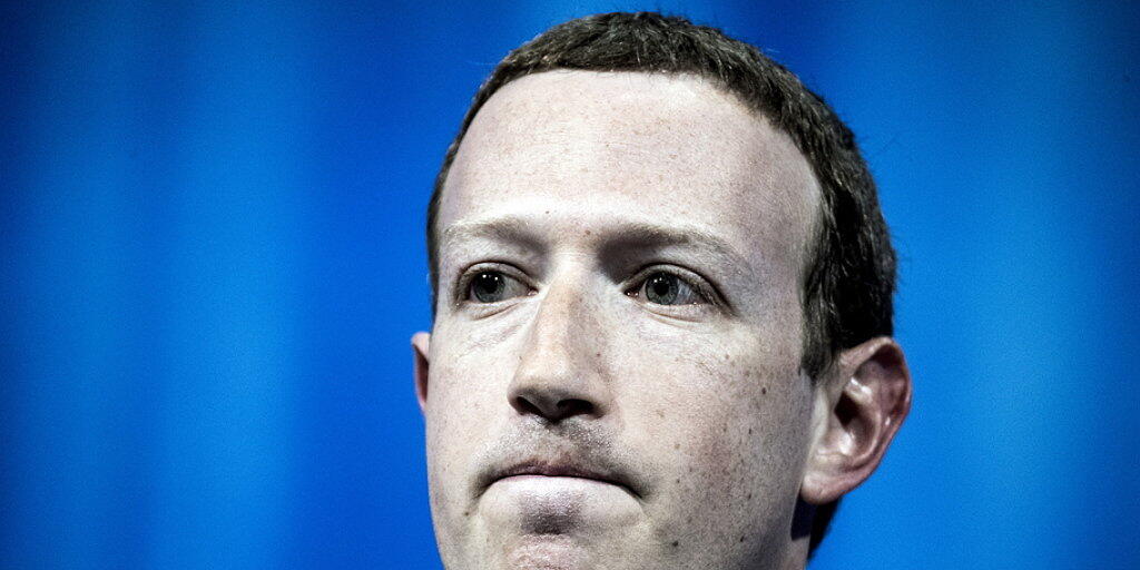 Das Unternehmen nehme den Vorgang "sehr ernst" , sagte Facebook-Chef Mark Zuckerberg. (Archivbild)