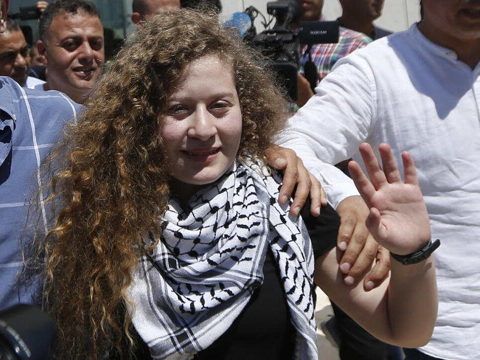Fast acht Monate nach ihrer Festnahme ist die Palästinenserin Ahed Tamimi wieder frei.