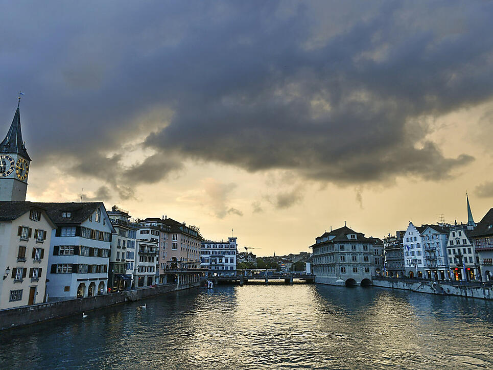 Trotz des teilweise starken Regens am Wochenende bleiben die Wasserstände in grösseren Flüssen der Schweiz auf sehr tiefem Niveau. (Archiv)