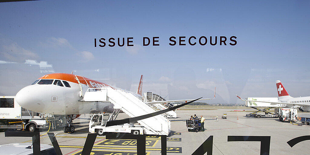 Der Flughafen Genf verzeichnete 2018 mehr Passagiere, die Zahl der Flüge reduzierte sich allerdings. (Archivbild)